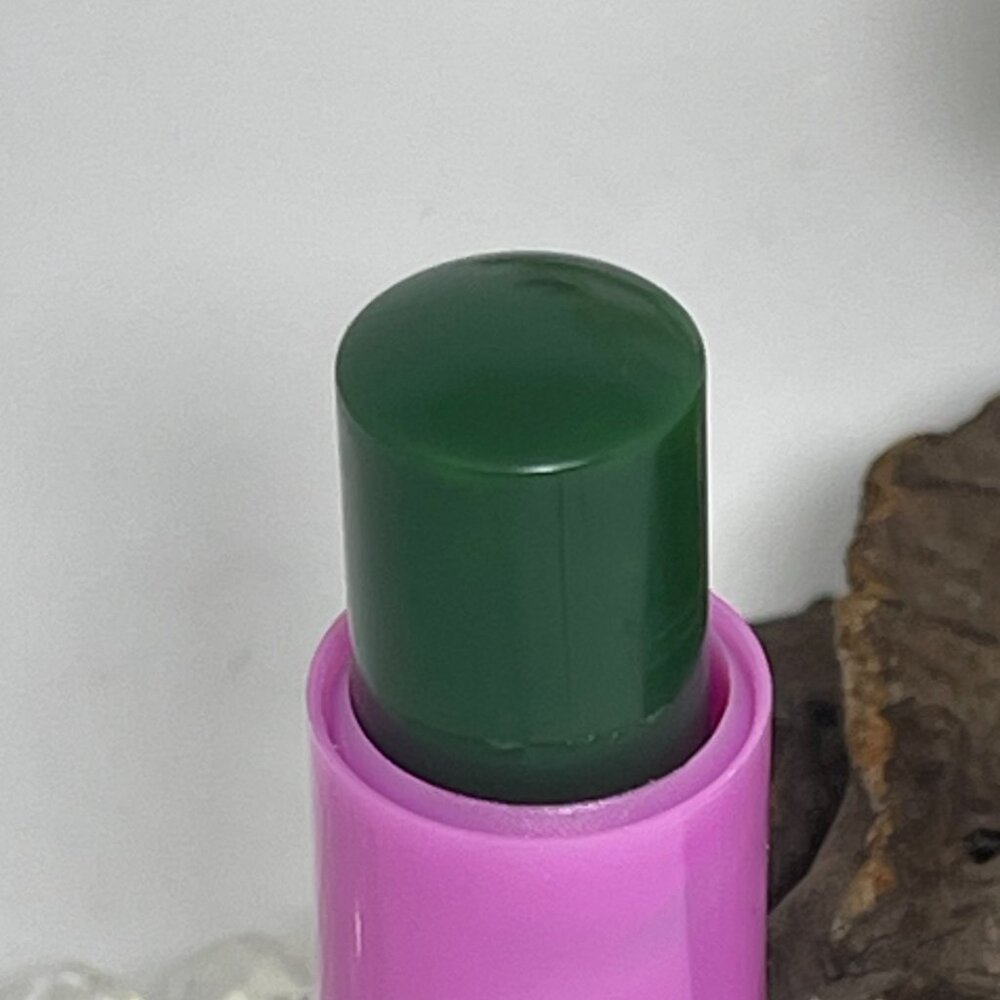 Essence Kiss The Frog Lipstick - 01 Switch To Fairytale Princess- .16 oz - New - Picture 2 of 4